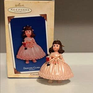 Hallmark Ornament Madame Alexander Series (9th - 2004)